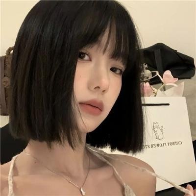 渔村春色海报